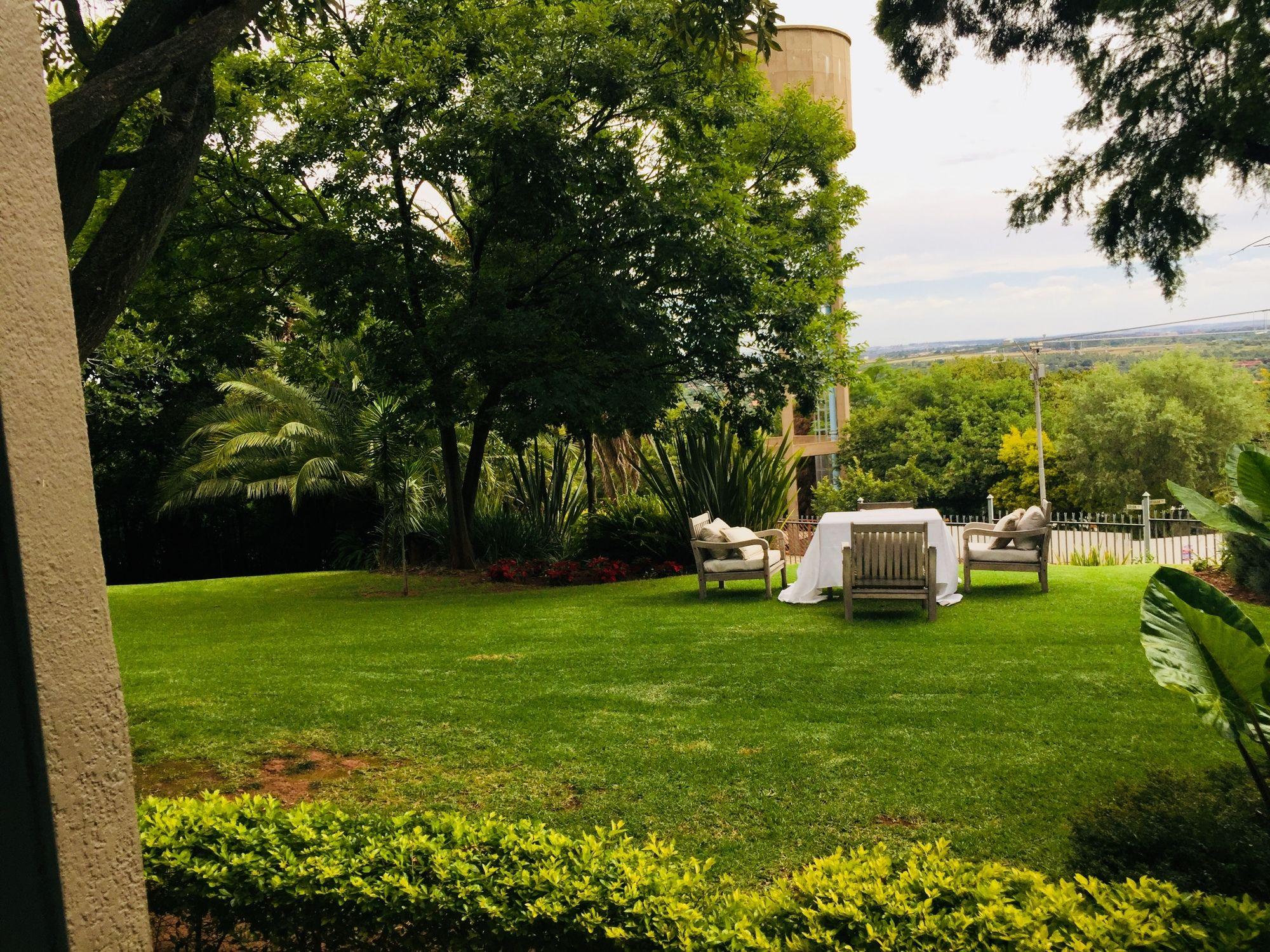 Amoris Guest House-Waterkloof Ridge بريتوريا المظهر الخارجي الصورة